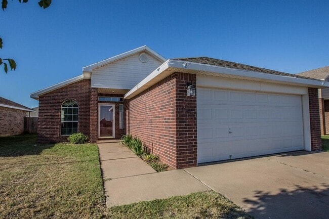 Building Photo - Makeover Beauty Southwest Lubbock