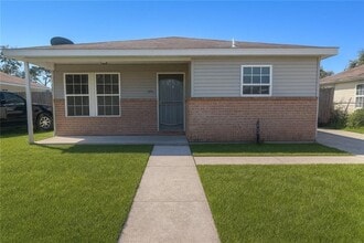 Building Photo - 7854 Star St