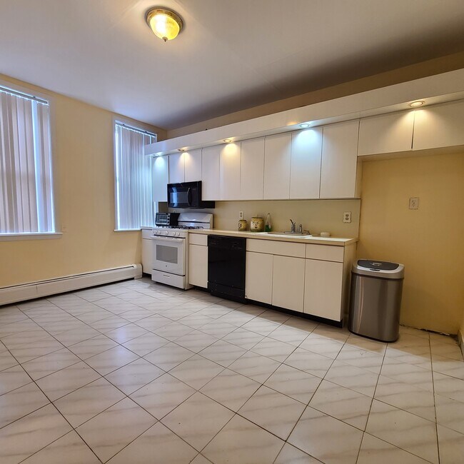 Foto del edificio - 1217 63rd St