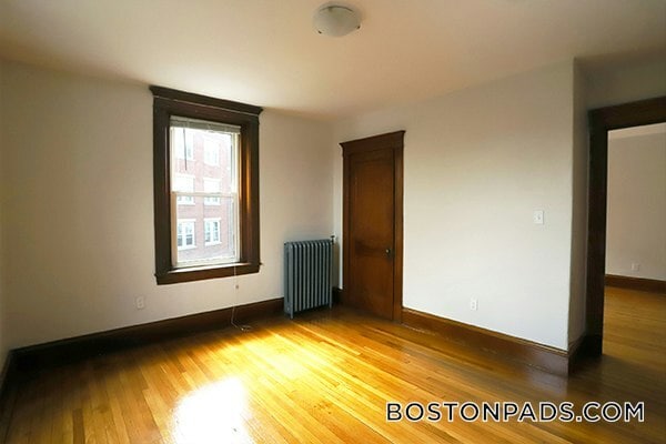 Building Photo - 257 Washington St