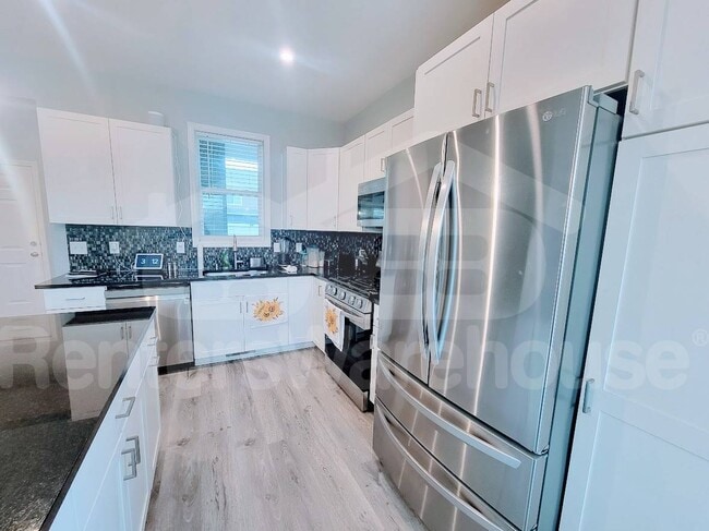 Foto del edificio - 14807 Willemite St NW