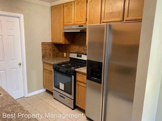 Building Photo - 3 br, 2 bath House - 1207 G Street