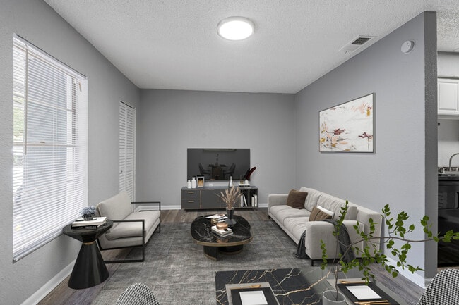 1 dormitorio, 1 baño, sala de estar de 600 pies cuadrados - Palm Square