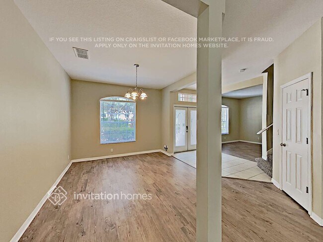 Building Photo - 580 Lexington Pkwy