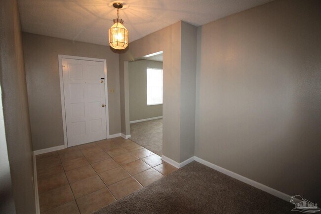 Building Photo - 8120 Camelford Dr