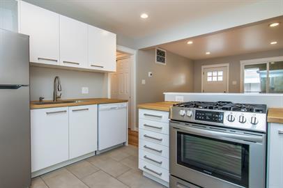 Building Photo - 650 N 300 W