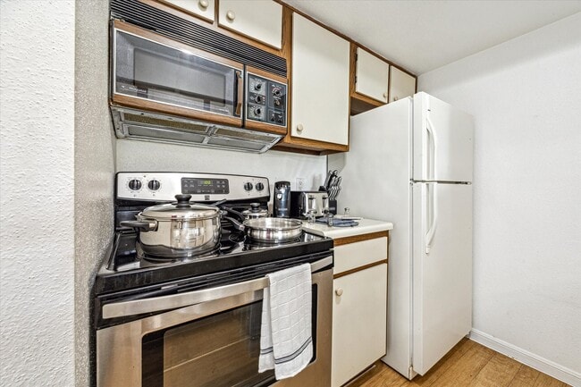 Building Photo - 18617 Egret Bay Blvd