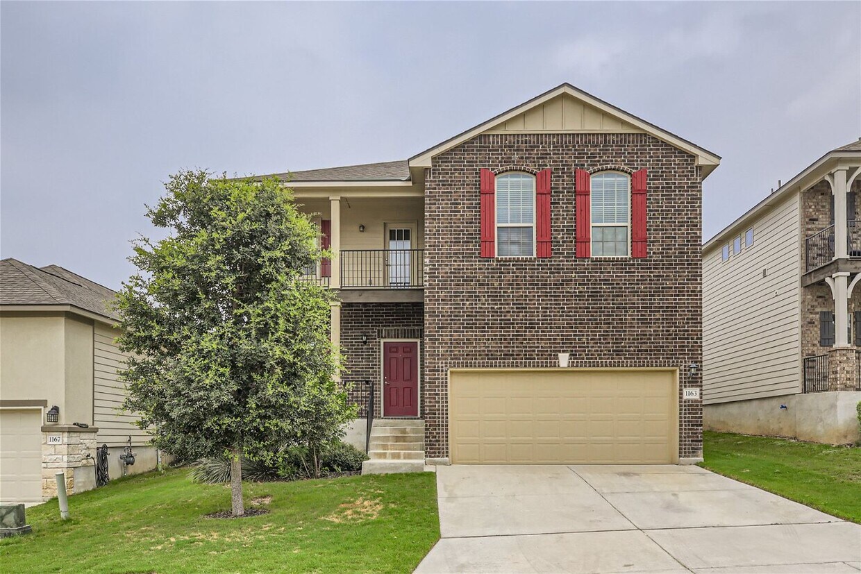 Foto principal - Home in Weston Oaks!