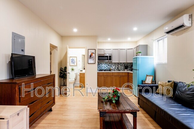 Foto del edificio - 1301 NW 99th St