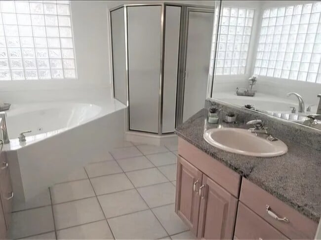 3. Jacuzzi and shower (with west sink) - 137 E 755 S