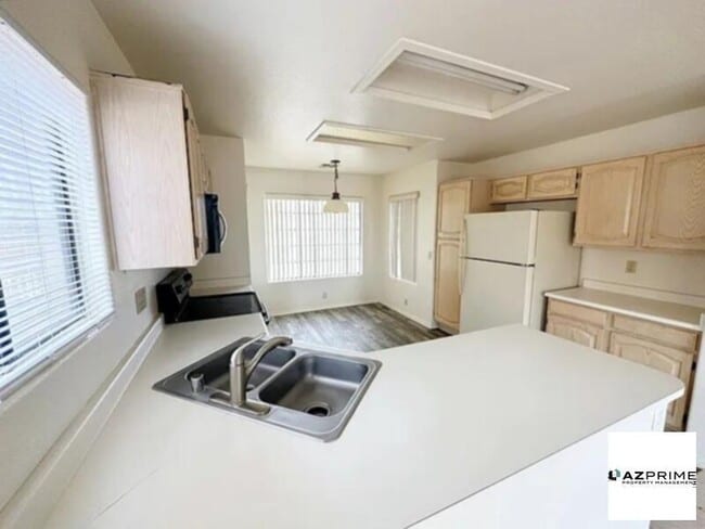 Building Photo - very affordable