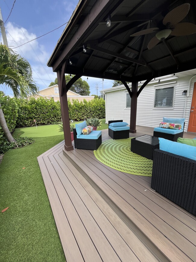 Foto del edificio - 6916 Garden Ave