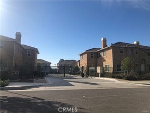 Building Photo - 1672 E Harvard Pl