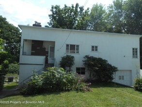 Building Photo - 622 S Main Ave