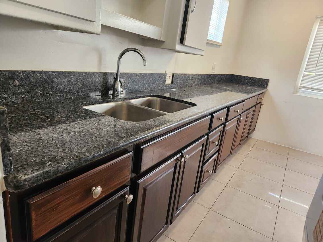 Foto principal - 1226 N Gower St