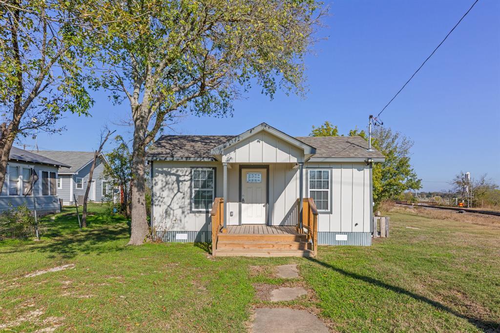 Foto principal - 603 E 3rd St