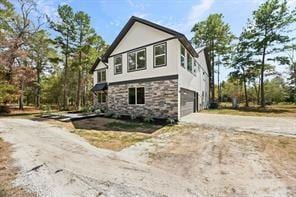 Building Photo - 17068 Lively Rd