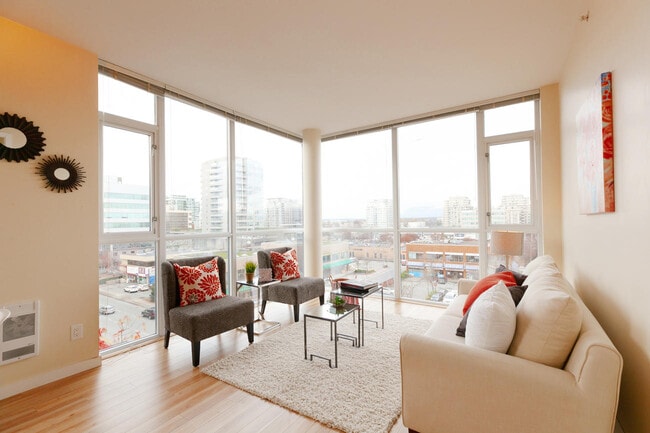 Building Photo - 6133 Buswell St