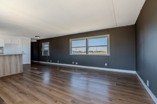 Building Photo - 125 Rd 5814