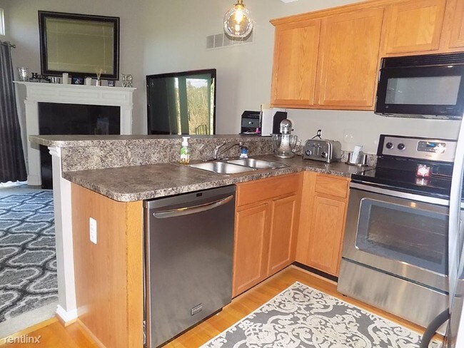 Foto del edificio - 2 br, 2 bath Condo - 35053 Windsor Dr