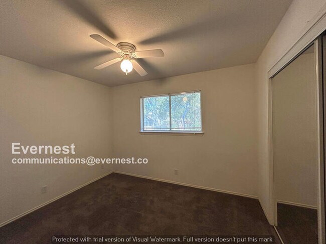 Foto del edificio - 3318 Elijah St