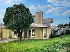 Building Photo - 8104 Hood Cir