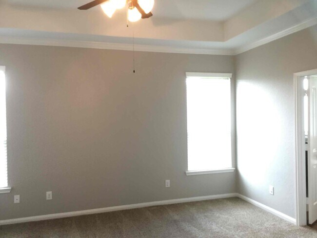 Foto del edificio - 139 Piney Pathway