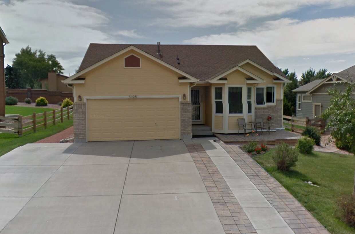 Foto principal - 5025 Barnstormers Ave