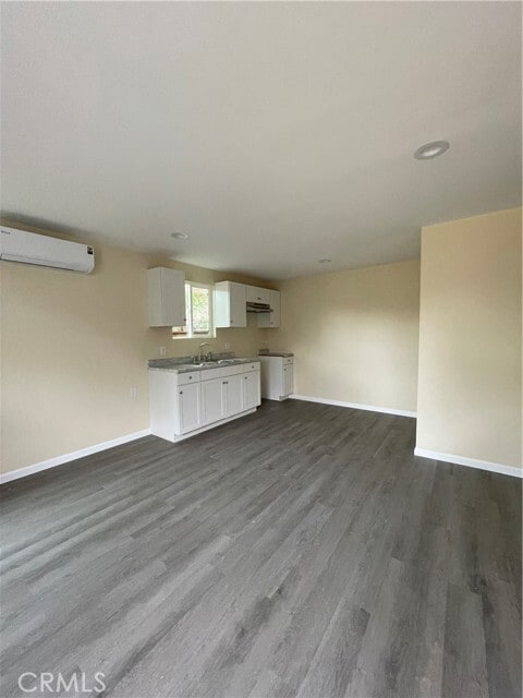 Foto del edificio - 45124 Redwood Ave