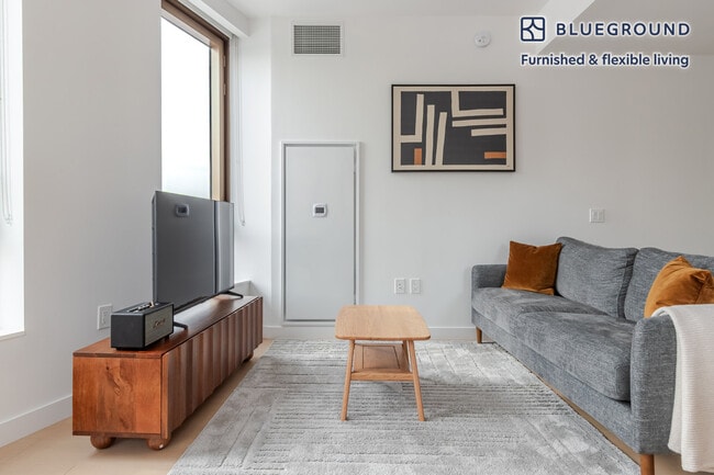 Building Photo - 482 Kent Ave