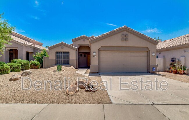Building Photo - 8161 E Rita Dr