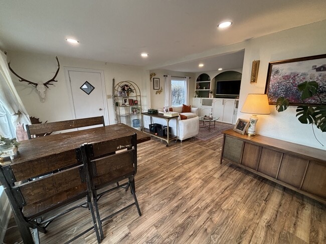 Foto del edificio - 1954 Florida Ave