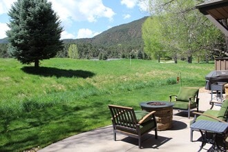 Building Photo - 29 Primrose Ln