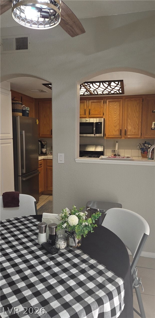 Building Photo - 346 Seine Way