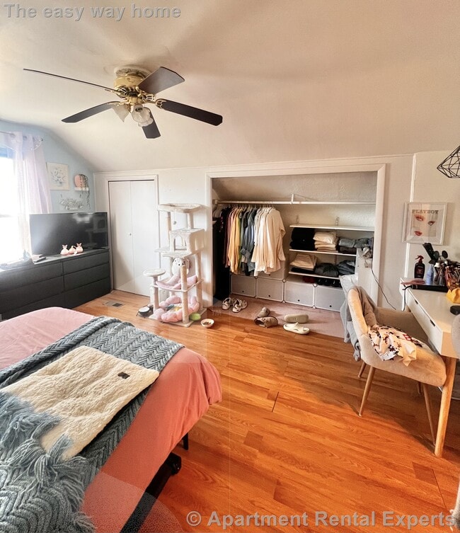 Photo - 282 Lowell St House