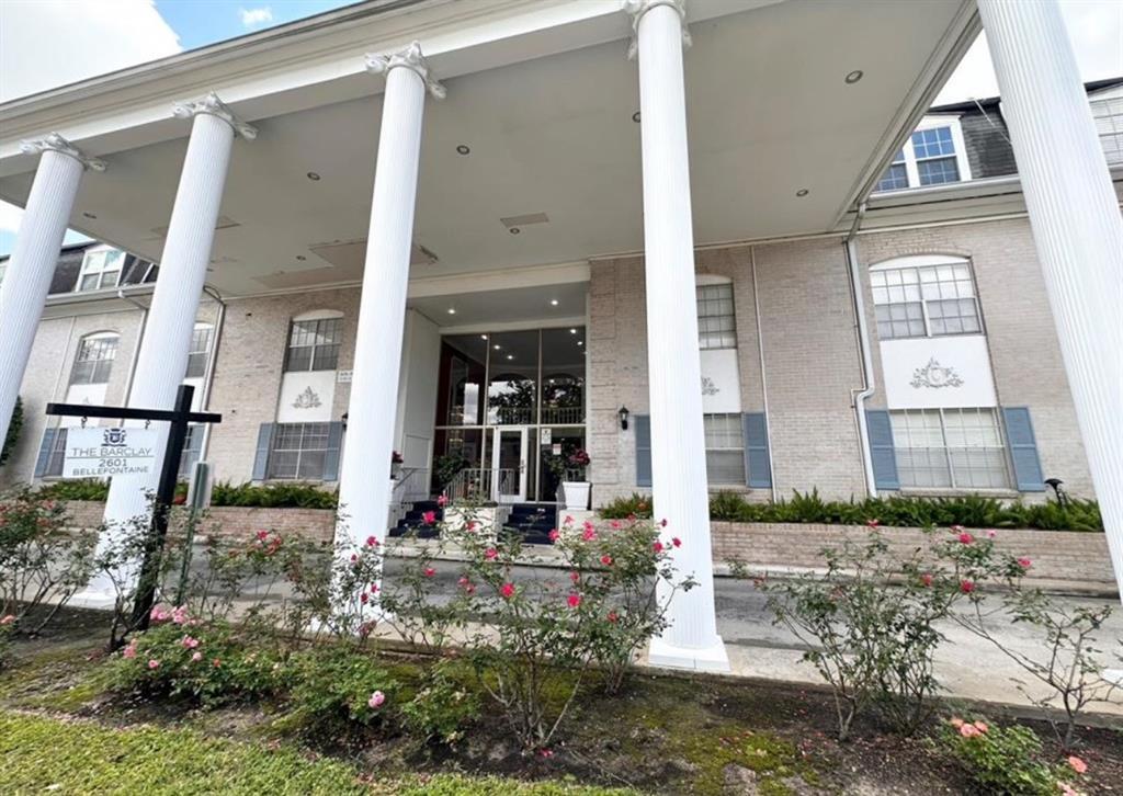 Foto principal - 2601 Bellefontaine St