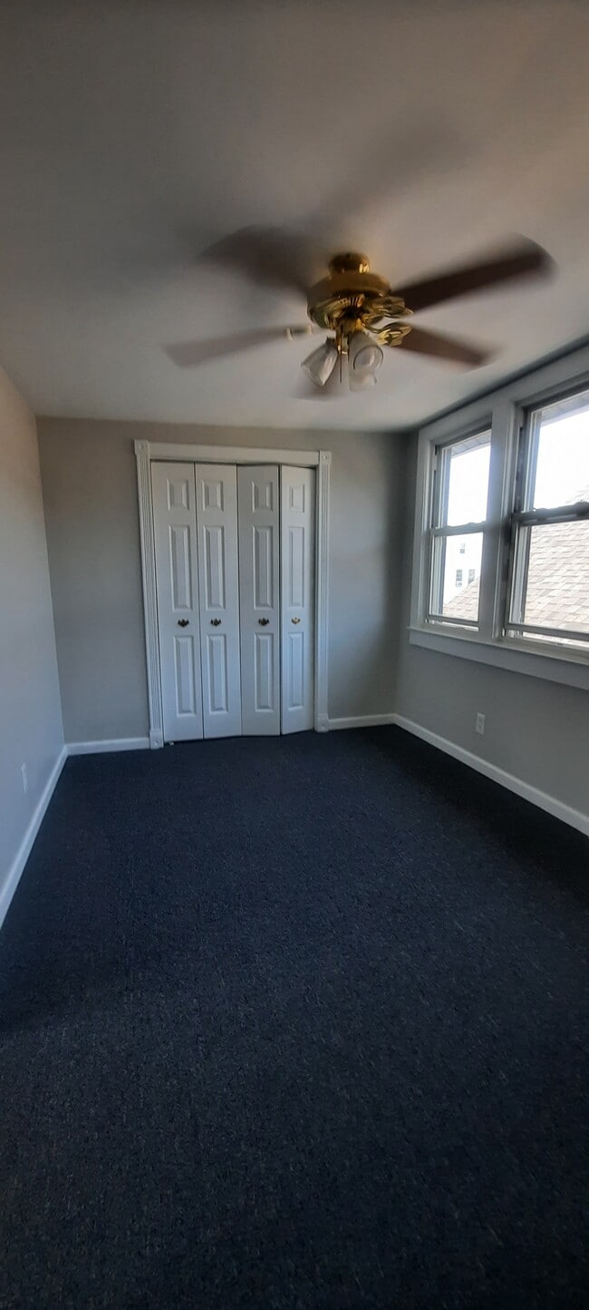 Building Photo - 226 Newfield St