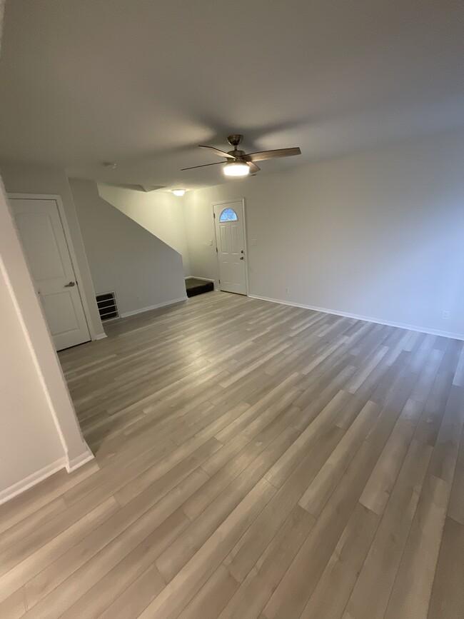 Living Room - 1319 Lemna Ave
