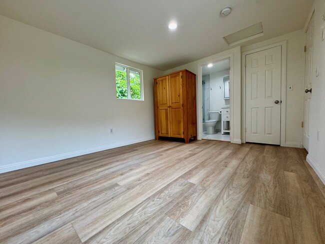 Foto del edificio - 2245 Meadowvale Ave