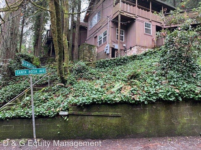 Building Photo - 17910 Old Monte Rio Rd