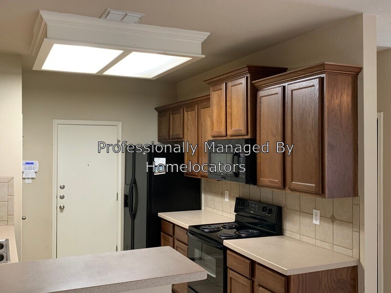Building Photo - 7159 Summer Way