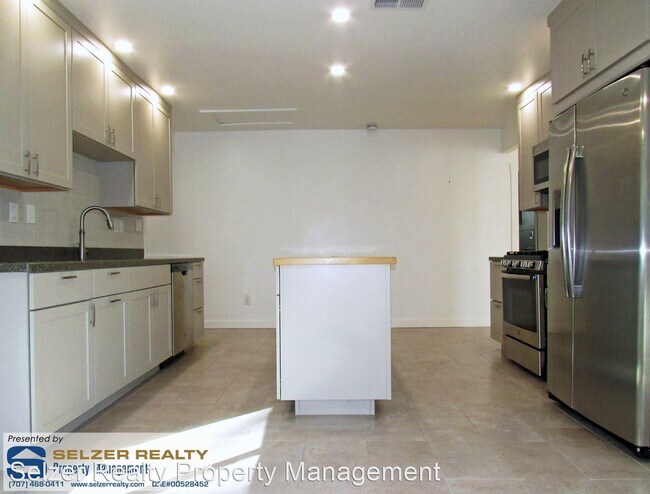 Foto del edificio - 2 br, 2 bath House - 13300 Spring St.