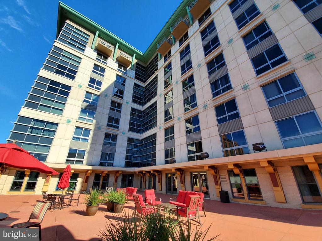 Foto principal - 777 7th St NW