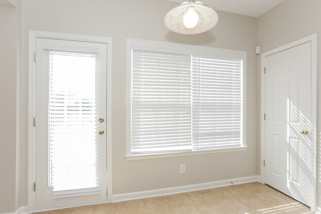 Foto del edificio - 11428 Lamoille Ln