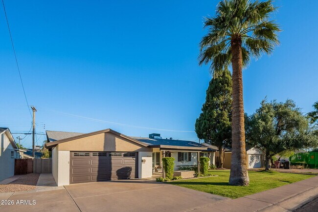 Building Photo - 8263 E Cypress St