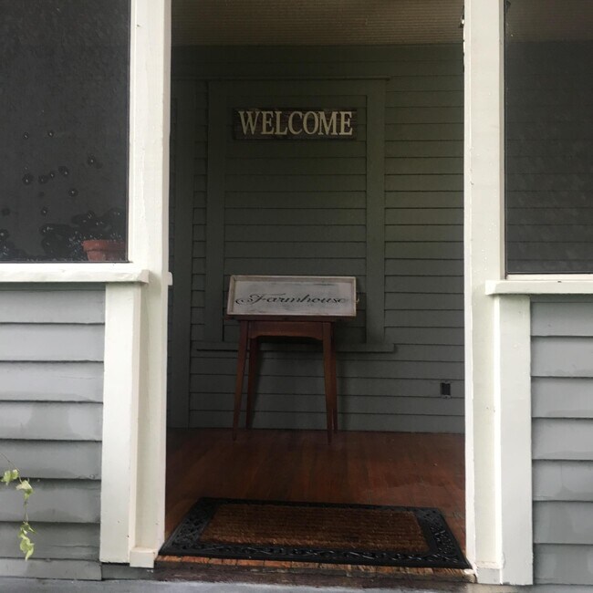 Foto del edificio - 171 Valencia Dr