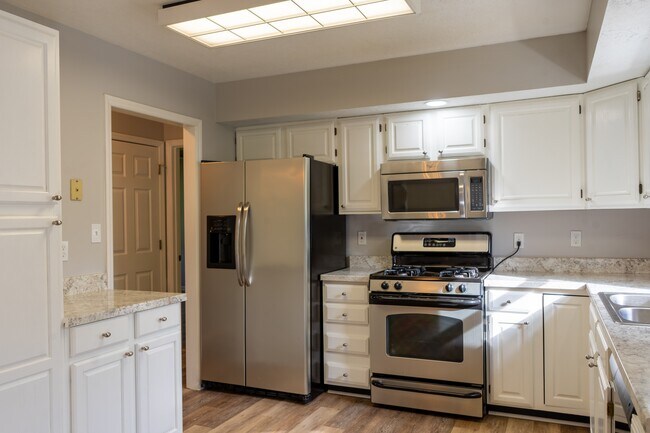 Foto del edificio - 4520 Ventura Dr