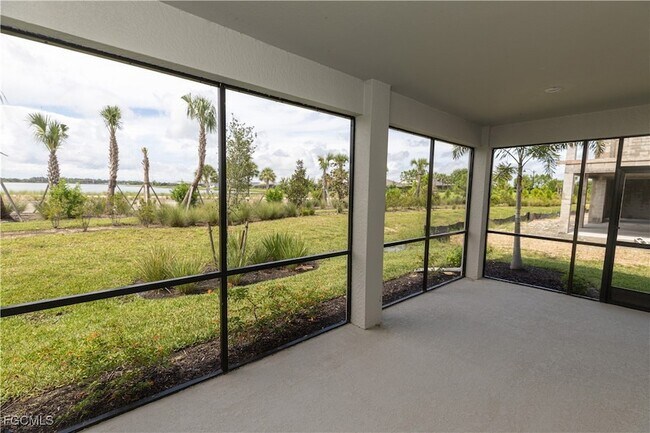Foto del edificio - 16524 Kingwood Ln