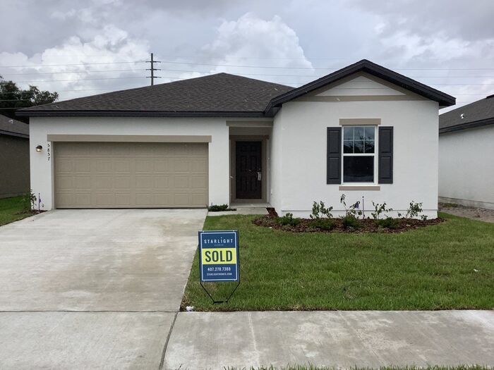 Foto principal - 5857 Bullock Pl