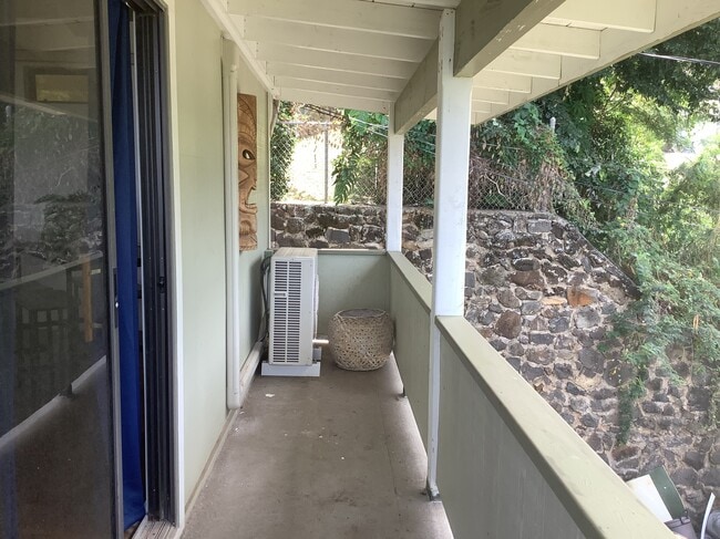 Building Photo - 44-127 Bayview Haven Plz
